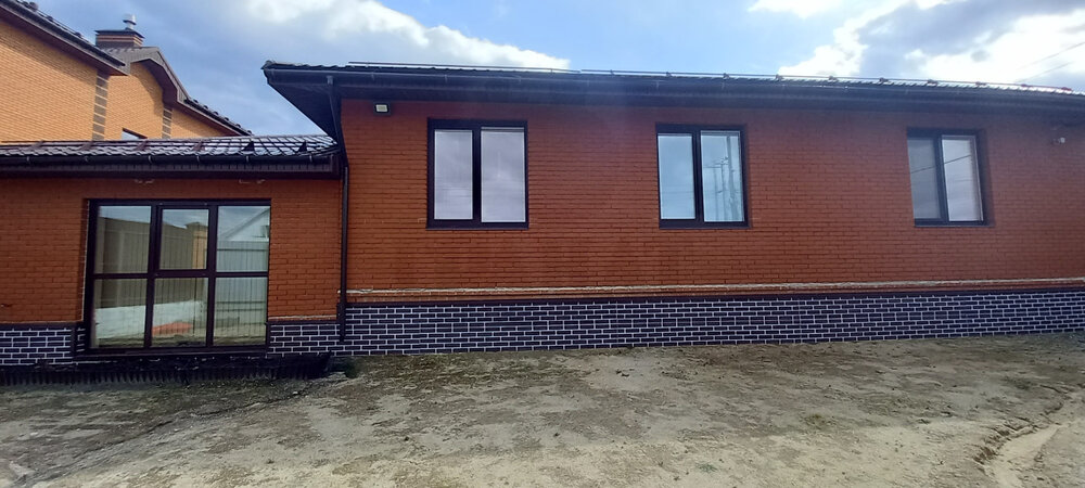 г. Арамиль, ул. Калинина, 37 (городской округ Арамильский) - фото дома (3)