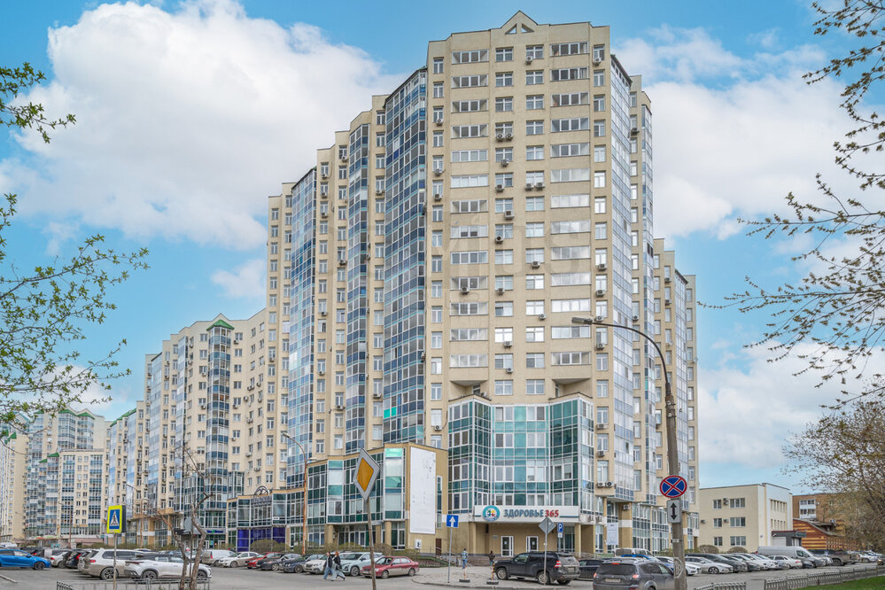 Екатеринбург, ул. Кузнечная, 83 (Центр) - фото квартиры (1)