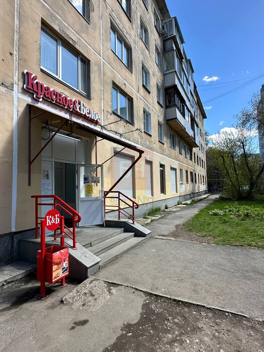 Екатеринбург, ул. Шаумяна, 90 (Юго-Западный) - фото готового бизнеса (1)