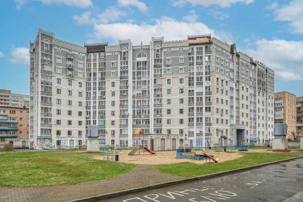 Екатеринбург, ул. Селькоровская (Вторчермет) - фото квартиры (1)