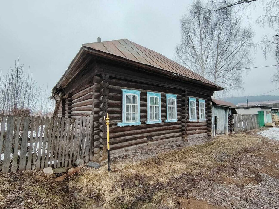 г. Нижние Серги, ул. 50 лет Октября, 50 (Нижнесергинский район) - фото дома (2)