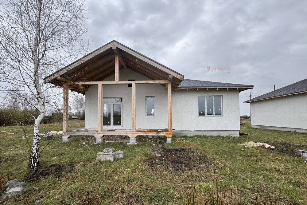 с. Калиновское, ул. Ленина, 76Ж (городской округ Камышловский) - фото коттеджа (5)