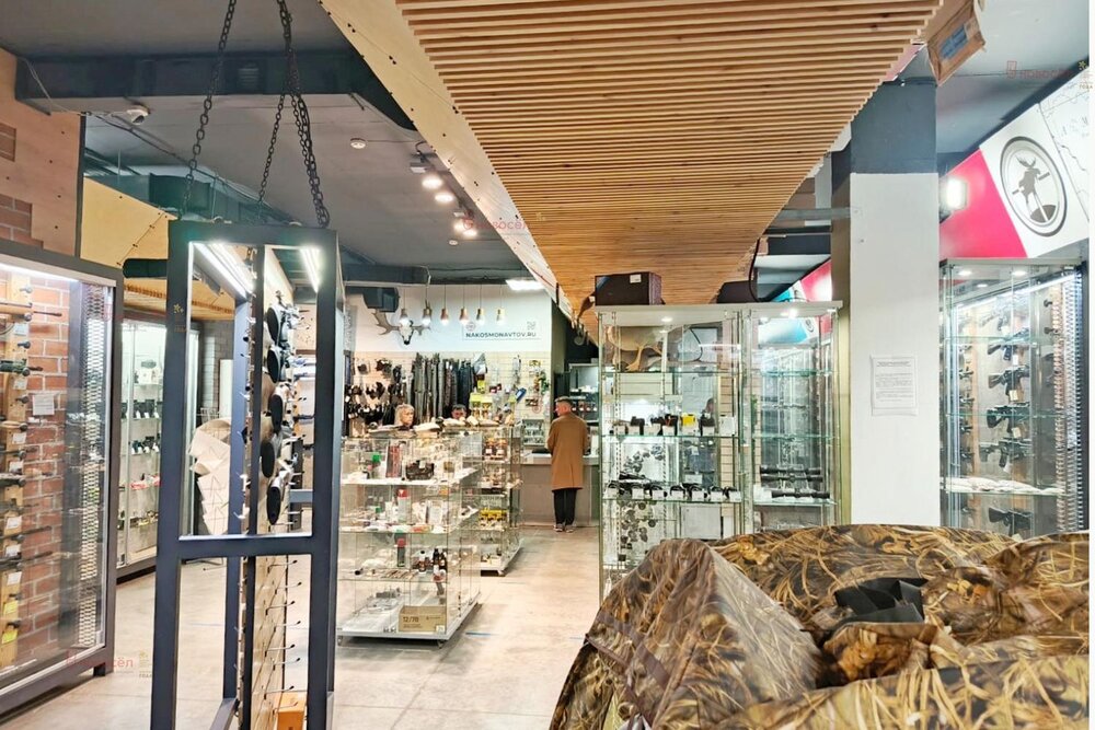 Екатеринбург, ул. Космонавтов, 31а - фото торговой площади (7)