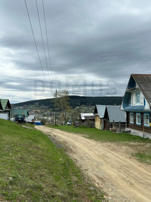 поселок городского типа Верхние Серги, ул. Труда, 26 (городское поселение Верхнесергинское) - фото земельного участка (3)