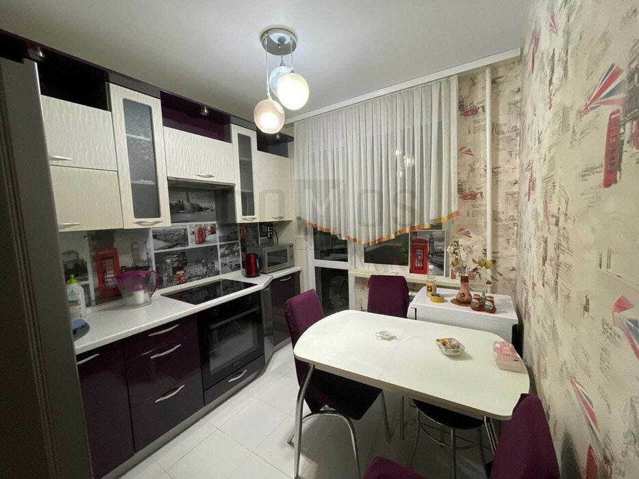 Екатеринбург, ул. Владимира Высоцкого, 22 (ЖБИ) - фото квартиры (2)