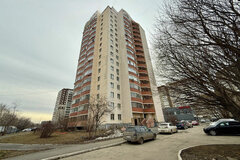 Екатеринбург, ул. Сиреневый, 10 (ЖБИ) - фото квартиры