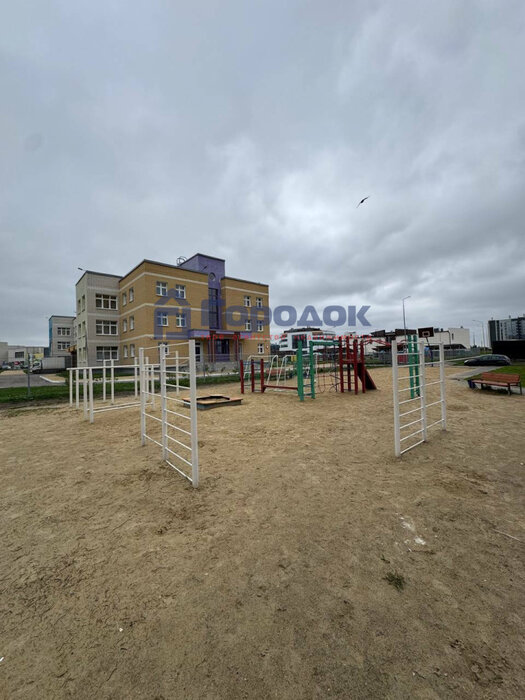 г. Каменск-Уральский, ул. 4-й Пятилетки, 49 (городской округ Каменский) - фото квартиры (3)