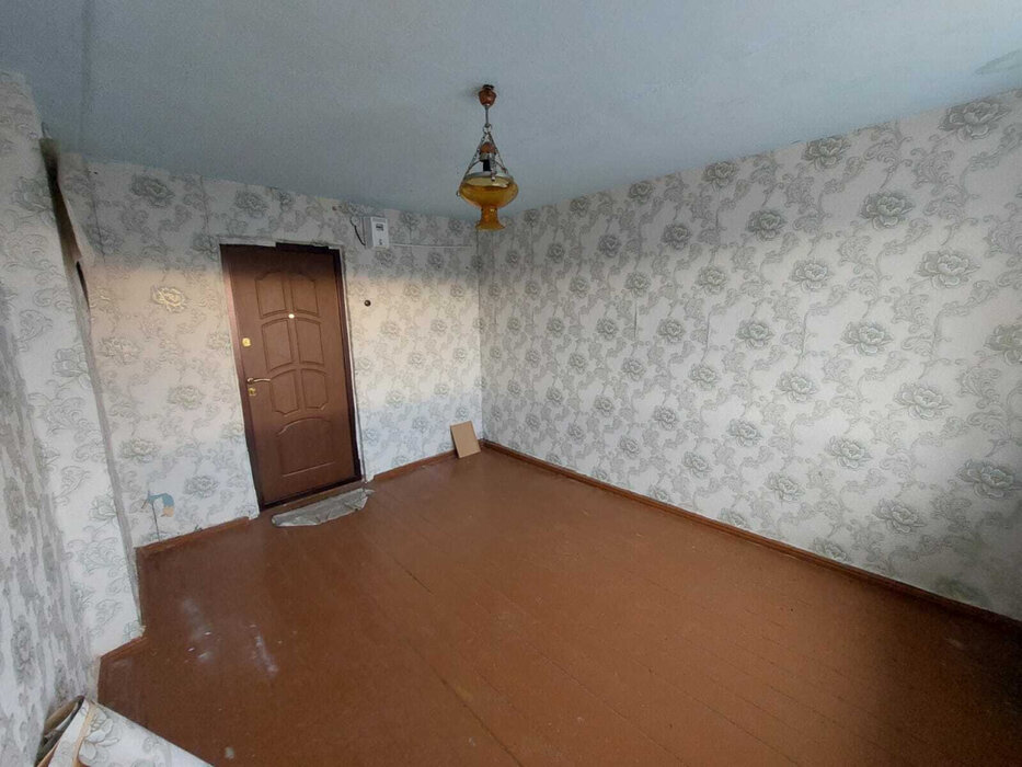 г. Михайловск, ул. Кирова, 43 (Нижнесергинский район) - фото комнаты (2)