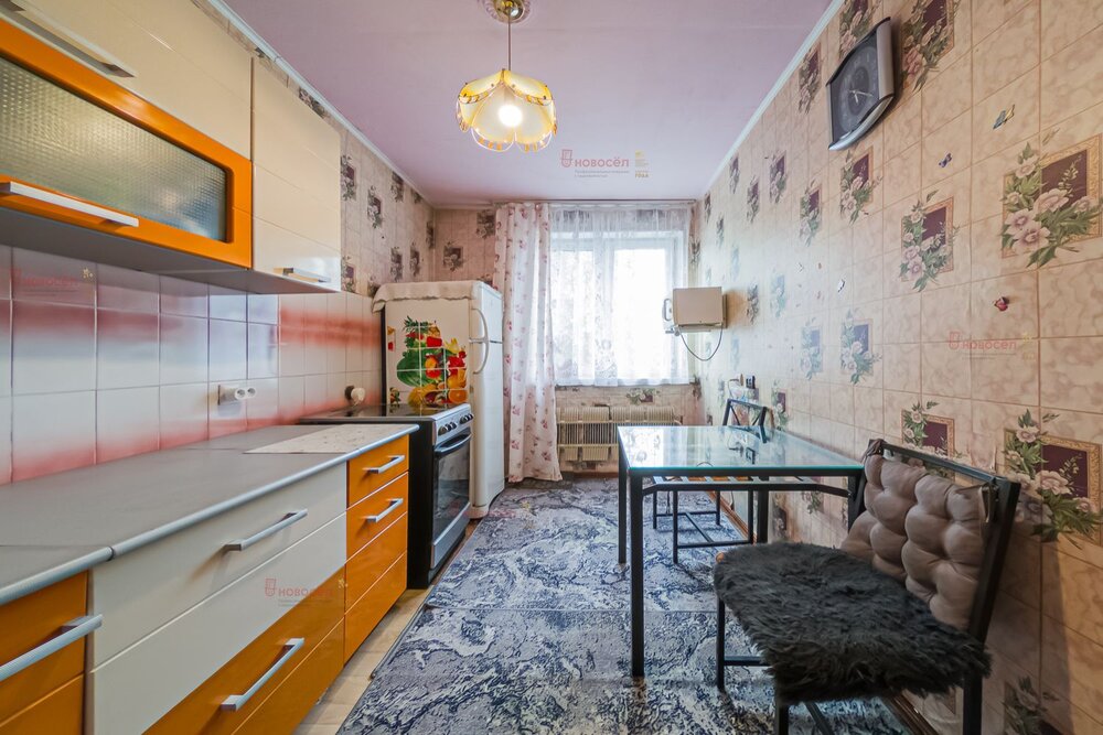 Екатеринбург, ул. Крестинского, 51 (Ботанический) - фото комнаты (3)