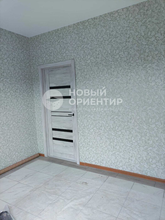 г. Арамиль, ул. Октябрьская, 69 (городской округ Арамильский) - фото коттеджа (4)