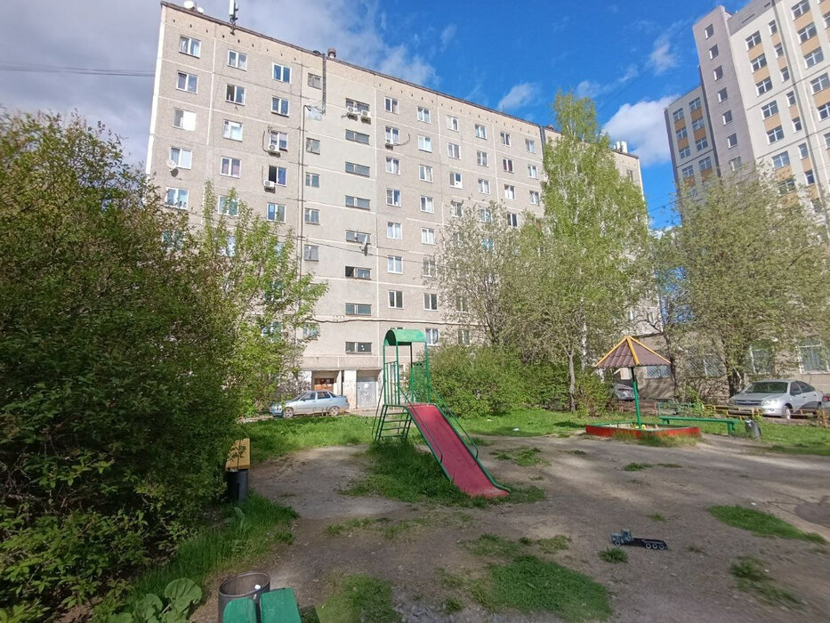 Екатеринбург, ул. Старых Большевиков, 5 (Эльмаш) - фото комнаты (2)