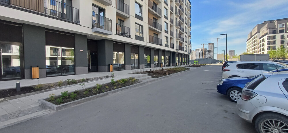 Екатеринбург, ул. Академика Ландау, 7Б - фото торговой площади (2)