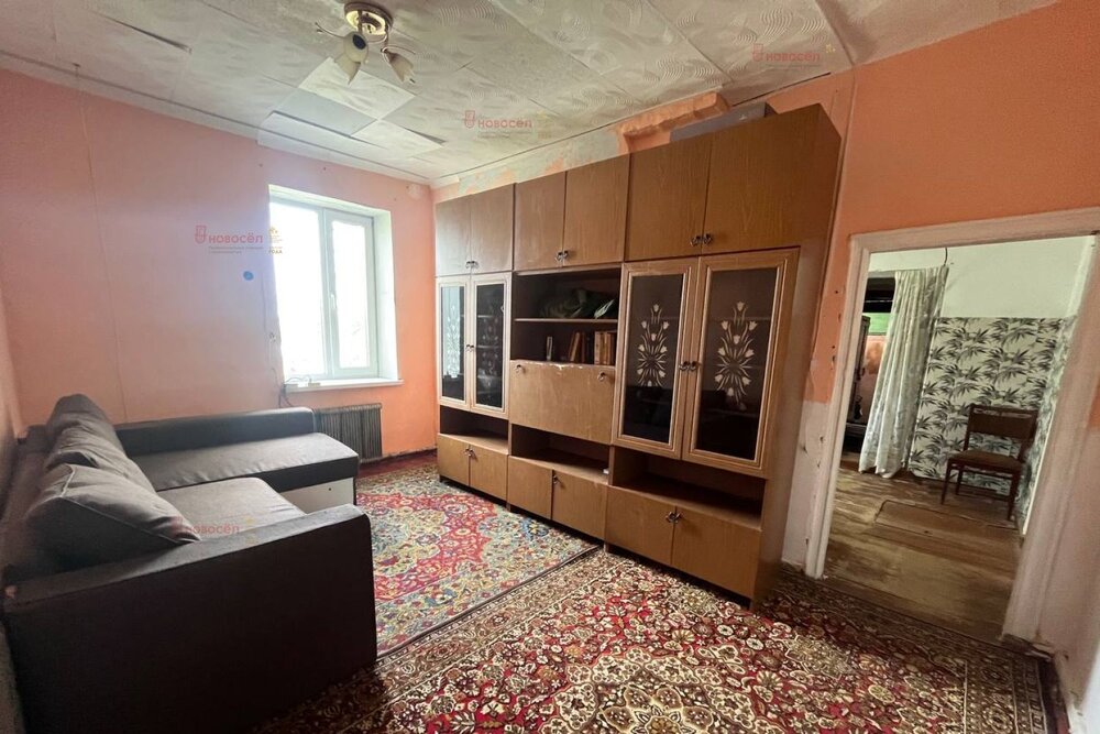 г. Дегтярск, ул. Репина, 1 (городской округ Город Дегтярск) - фото дома (1)