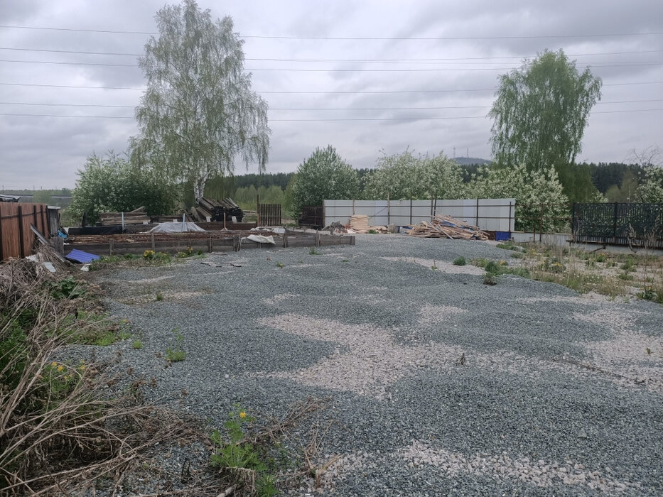 г. Ревда, ул. Коммуны, 1 (городской округ Ревда) - фото земельного участка (4)
