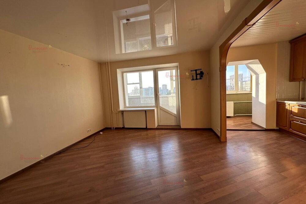 Екатеринбург, ул. Красных командиров, 32 (Эльмаш) - фото квартиры (6)