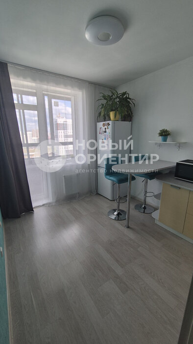 Екатеринбург, ул. Евгения Савкова, 8 (Широкая речка) - фото квартиры (3)