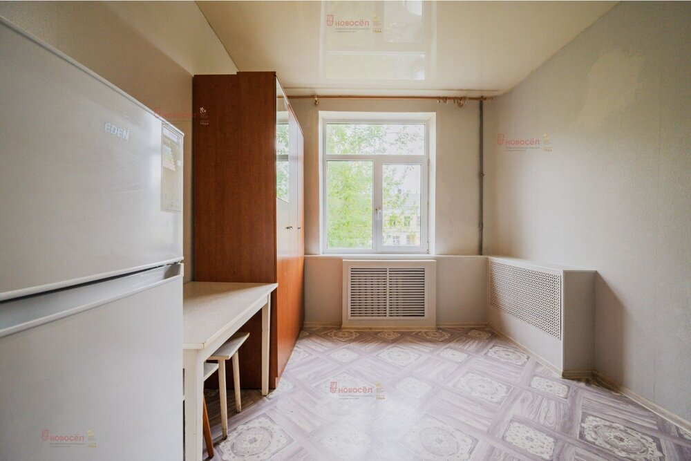 Екатеринбург, ул. Краснофлотцев, 25 (Эльмаш) - фото комнаты (1)
