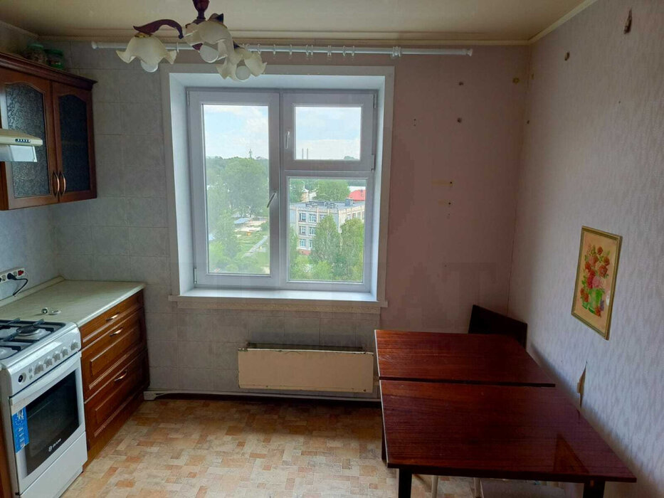 г. Асбест, ул. Пархоменко, 15 (городской округ Асбестовский) - фото квартиры (2)