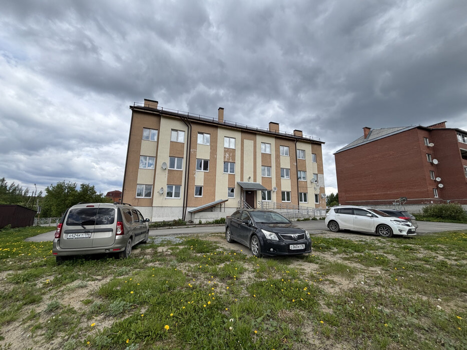 поселок городского типа Белоярский, ул. Центральная, 29 (городской округ Белоярский) - фото квартиры (2)
