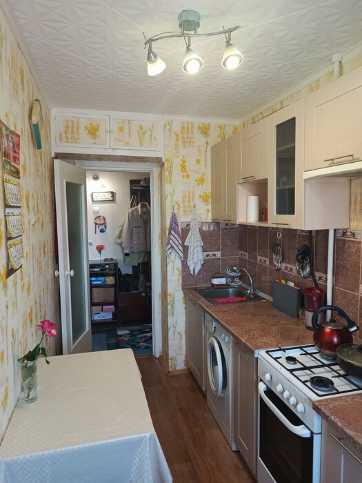 г. Каменск-Уральский, ул. Калинина, 20 (городской округ Каменский) - фото квартиры (1)