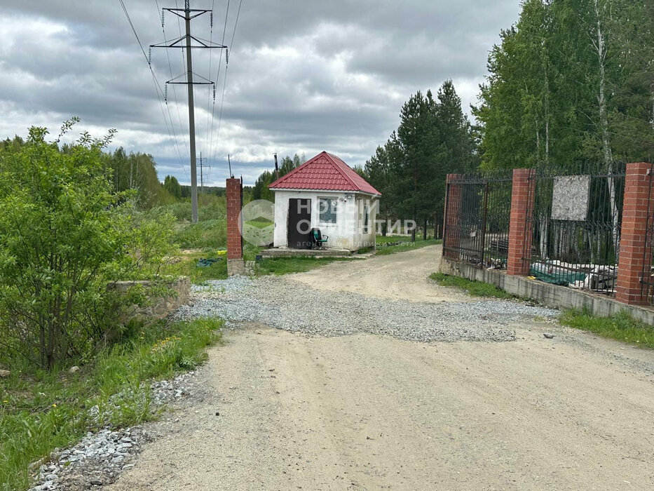 п. Гагарский, ул. 6-ая Парковая, 20 (городской округ Белоярский) - фото земельного участка (5)