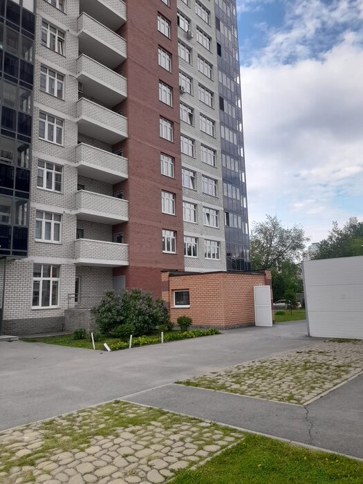 Екатеринбург, ул. Машинная, 44к2 (Автовокзал) - фото гаража (1)
