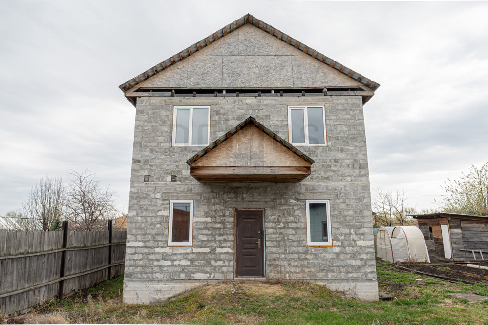 г. Арамиль, ул. Мичурина, 19 (городской округ Арамильский) - фото дома (1)
