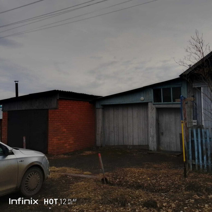 г. Артемовский, ул. Папанинцев, 7 (городской округ Артемовский) - фото дома (2)