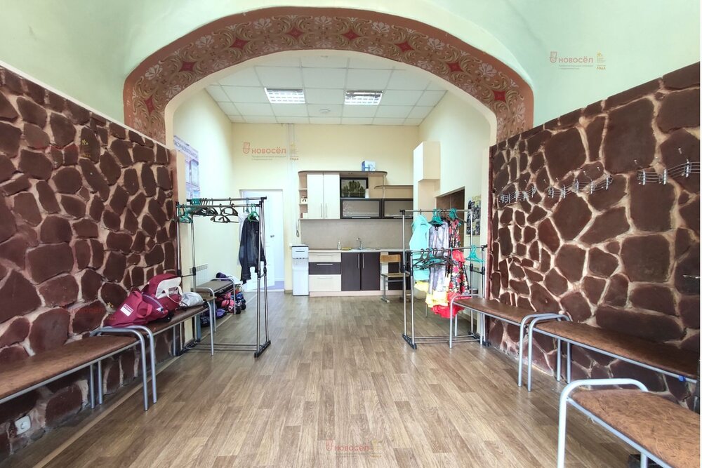 Екатеринбург, ул. Кирова, 32 (ВИЗ) - фото офисного помещения (6)