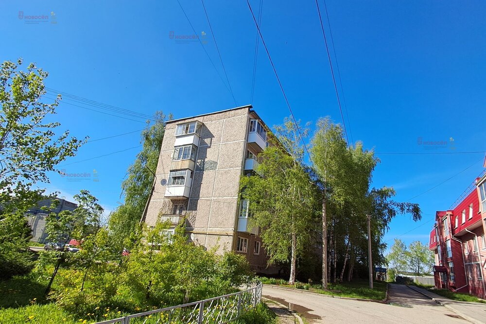г. Ревда, ул. Энгельса, 49 (городской округ Ревда) - фото квартиры (2)
