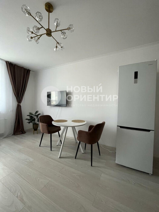 Екатеринбург, ул. Академика Парина, 37а (Академический) - фото квартиры (8)