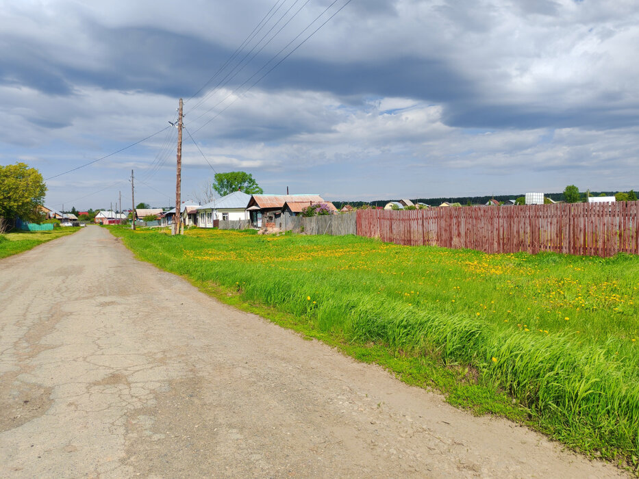 д. Златогорова, ул. Пионерская, 12 (городской округ Белоярский) - фото земельного участка (3)