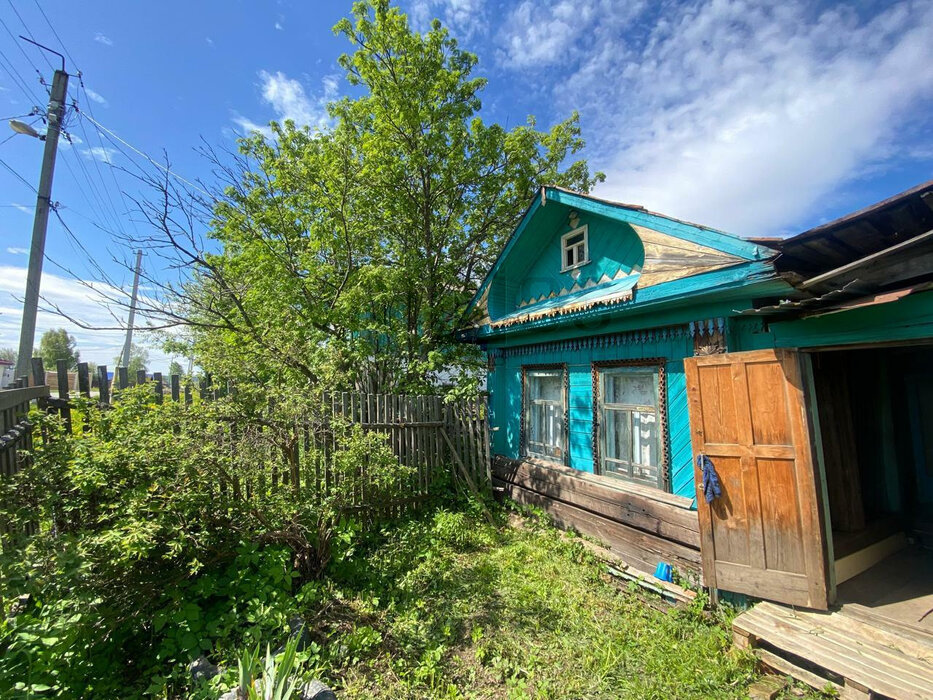 поселок городского типа Верхние Серги, ул. Ленина, 133 (городское поселение Верхнесергинское) - фото дома (3)