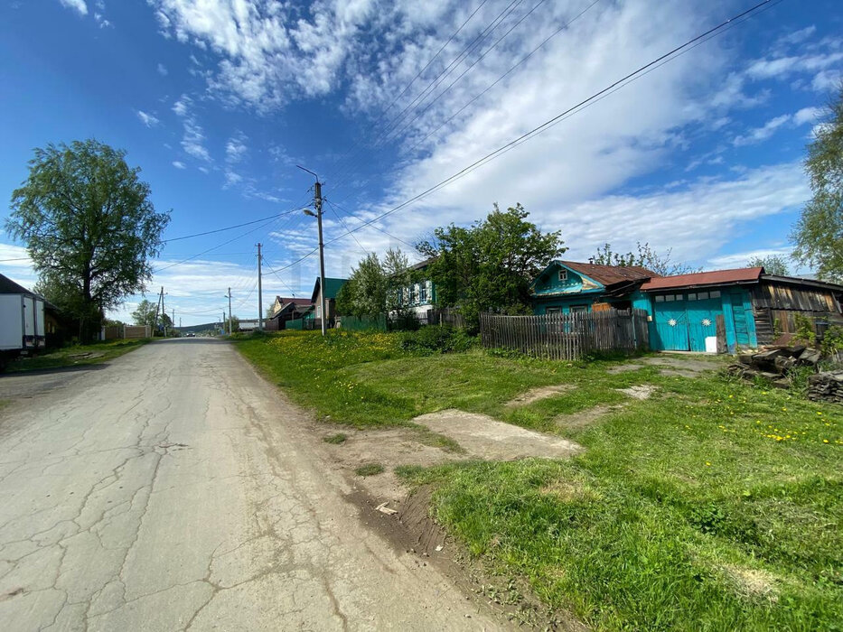 поселок городского типа Верхние Серги, ул. Ленина, 133 (городское поселение Верхнесергинское) - фото дома (7)