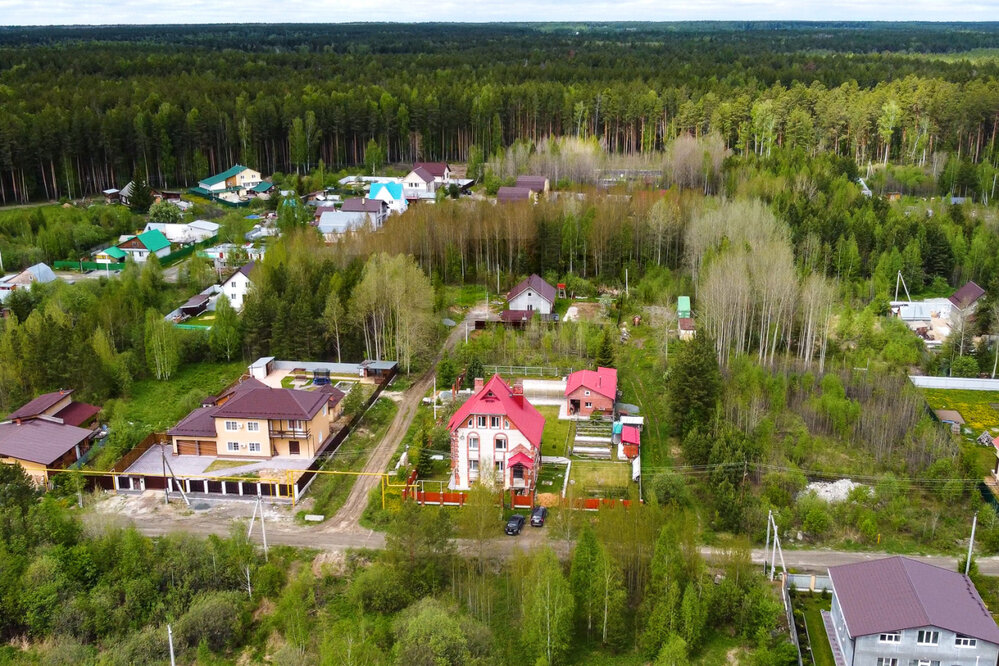 г. Асбест, ул. Новоселов, 27 (городской округ Асбестовский) - фото дома (3)