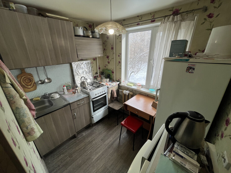 Екатеринбург, ул. Ясная, 32/3 (Юго-Западный) - фото комнаты (1)