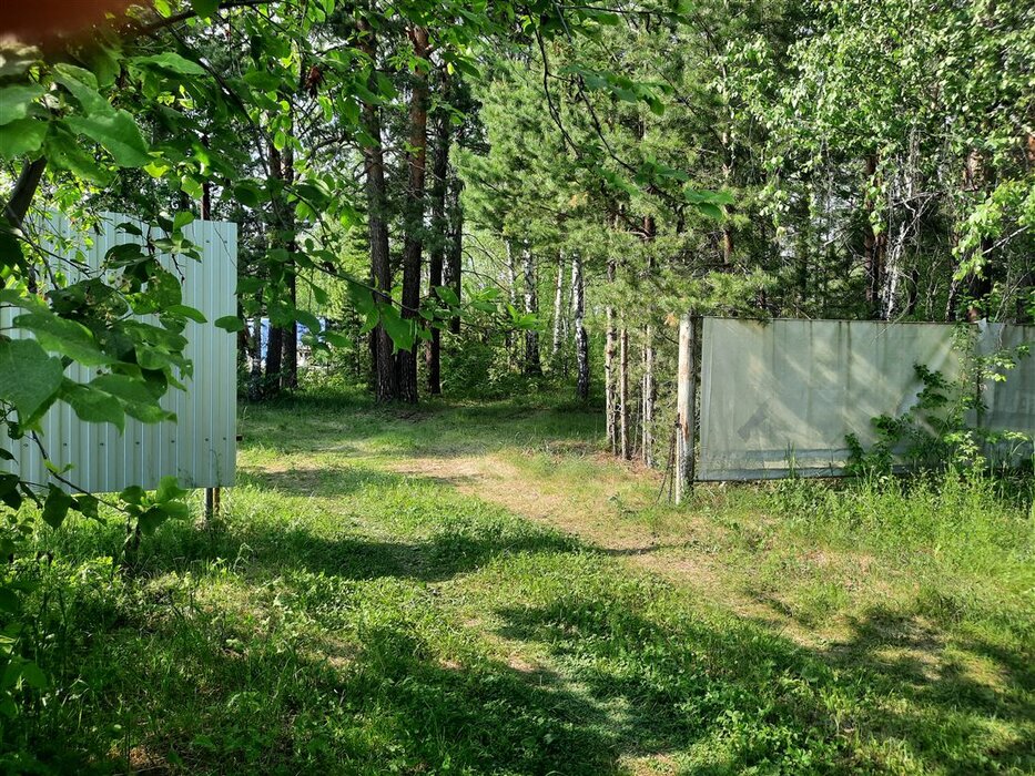 г. Заречный, ул. 50 лет ВЛКСМ, 13 (городской округ Заречный) - фото земельного участка (1)
