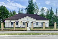 г. Волчанск, ул. Социалистическая, 2 (городской округ Волчанский) - фото торговой площади