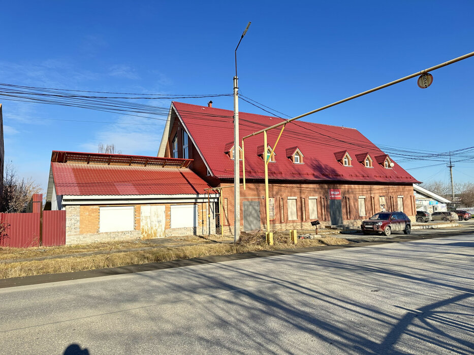 г. Арамиль, ул. Карла Маркса, 18 (городской округ Арамильский) - фото торговой площади (1)
