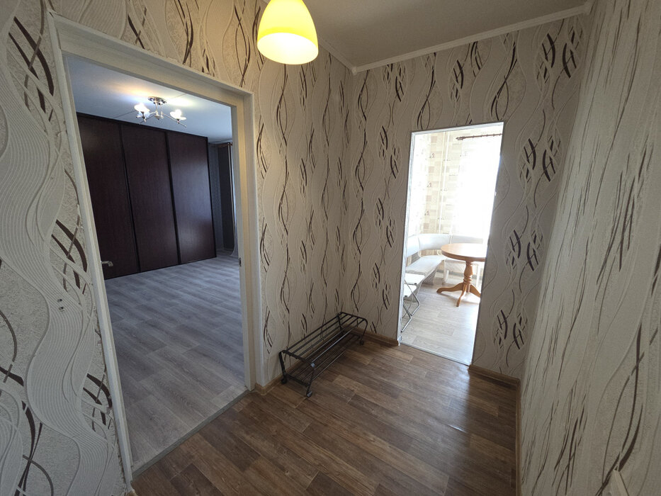 Екатеринбург, ул. 40-летия Комсомола, 32б (ЖБИ) - фото квартиры (5)