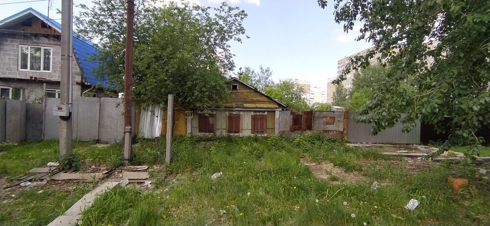 Екатеринбург, ул. Анри Барбюса, 138 (ВИЗ) - фото дома (4)
