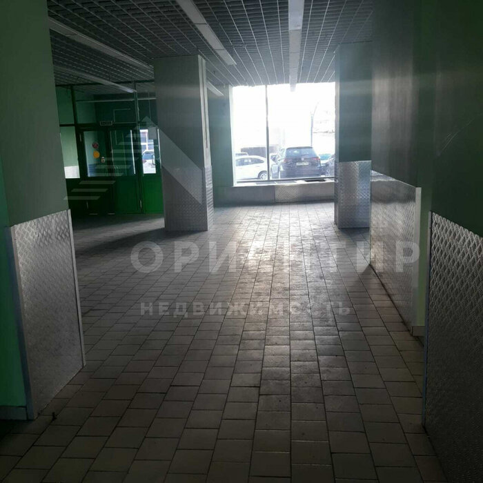Екатеринбург, ул. Юмашева, 15 - фото торговой площади (6)