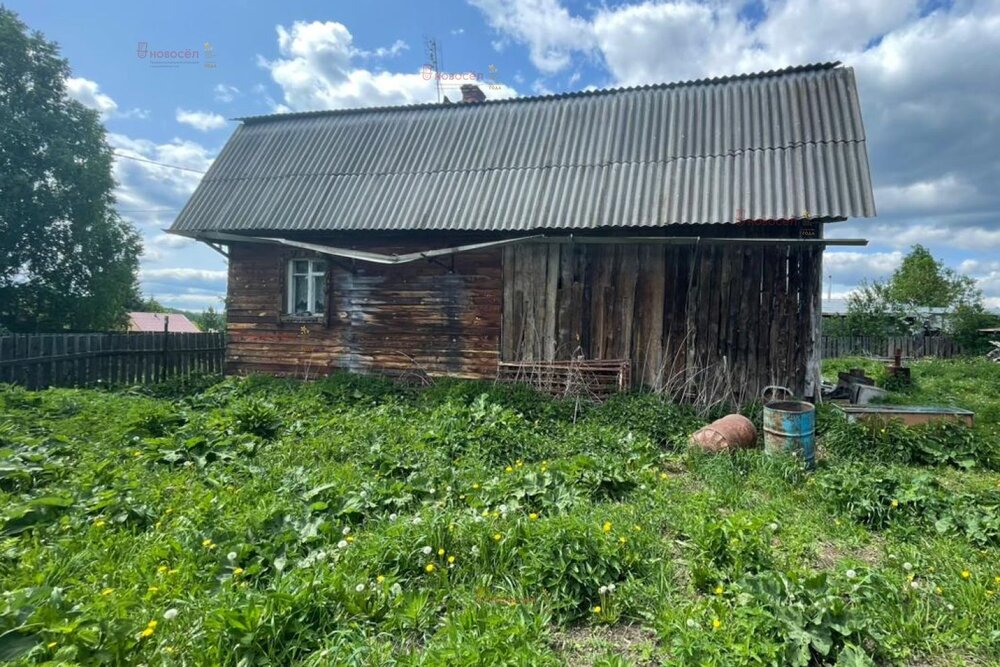 п. Каменка (г.о. Первоуральск), ул. Полевая, 17 (городской округ Первоуральск) - фото дома (4)