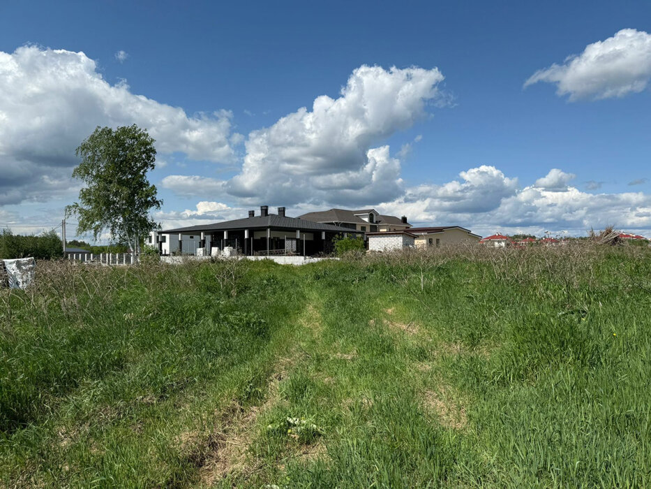 п. Кирпичный, ул. Никольская, 1 (городской округ Среднеуральск) - фото земельного участка (3)