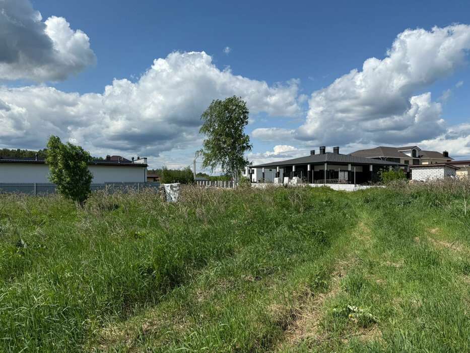 п. Кирпичный, ул. Никольская, 1 (городской округ Среднеуральск) - фото земельного участка (4)