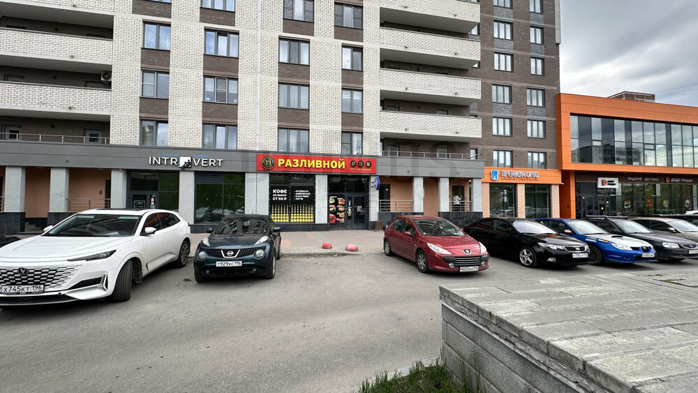 Екатеринбург, ул. Шаумяна, 87 (Юго-Западный) - фото торговой площади (4)