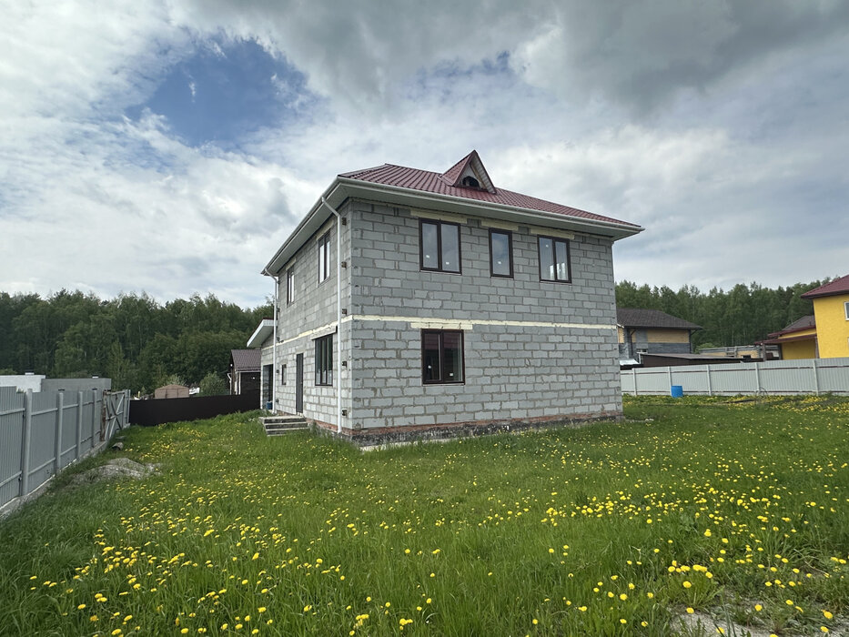 к.п. Александрия, ул. Восьмая, 3 (городской округ Белоярский, д. Гусева) - фото дома (5)