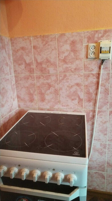 г. Ревда, ул. Энгельса, 52 (городской округ Ревда) - фото квартиры (4)