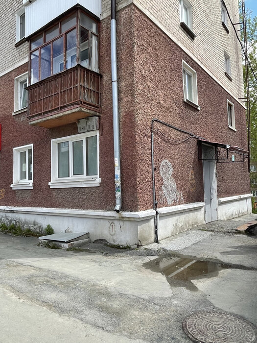 г. Ревда, ул. Максима Горького, 23 (городской округ Ревда) - фото торговой площади (3)