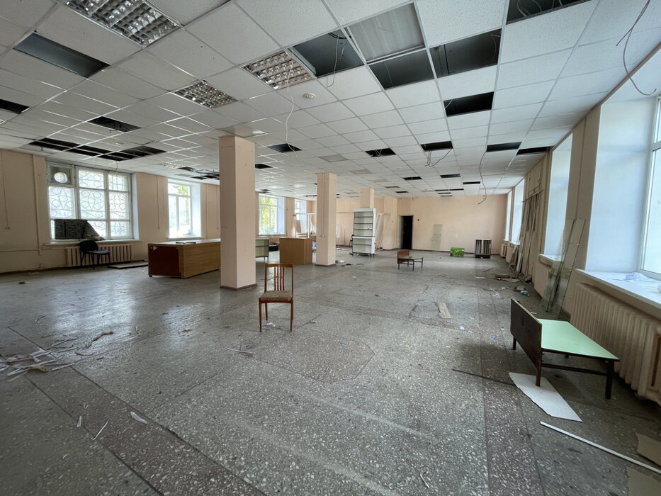 г. Ревда, ул. Максима Горького, 23 (городской округ Ревда) - фото торговой площади (4)